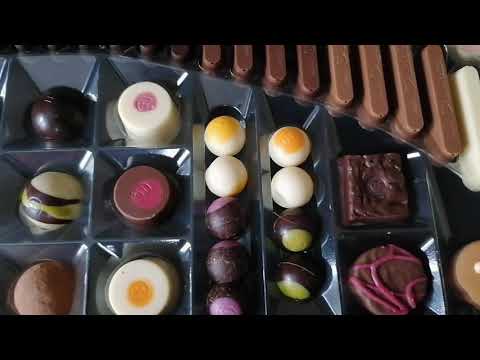 Unboxing Hotel Chocolat | Box full of Chocolates | Unboxing 70 chocolates | Gift Box opening