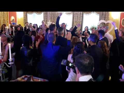 Novità Ingresso Sposi Matrimonio con Festa e Divertimento - La Masseria -  Francesco Barattucci