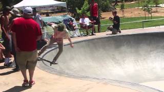preview picture of video 'corning skatepark go skateboarding day'