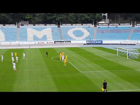 "Динамо-2" - "Авангард". Эффектный штрафной в исполнении Исраилова