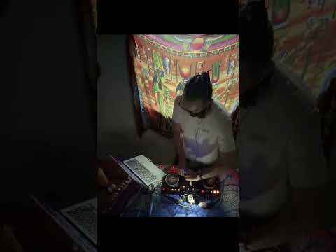 Shadow dance at Alto Paraiso