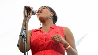 Mountain Stage (S02E06) - Liz Vice - Empty Me Out @Pickathon