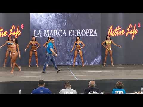 Premiacion Categoría Bikini Fitness senior hasta 1.58 m.