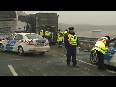 Szegedi Hírek Tömegszerencsétlenség az M43-as autópályán 2017.02.15. hir balesetVK