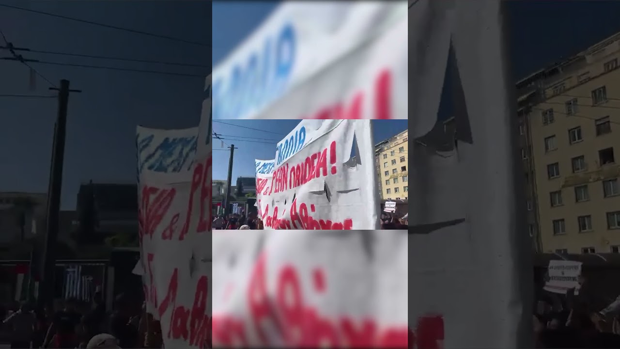 Πανεκπαιδευτικό συλλαλητήριο: Η κεφαλή της πορείας έφτασε στο Σύνταγμα