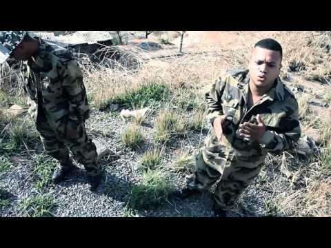 Mc Fael Boladão e MC Leon   Vidas que se foram - CLIPE OFICIAL  (MDM PRODUÇÔES)