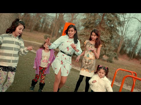 Mini Castkovske cajenky - Tanecne cover video od KariskoBoys