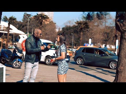 Video Soni, Shakaja me dyqanet