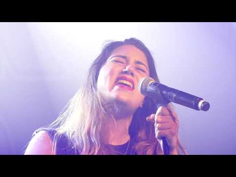 THUNDERMOTHER: The Road Is Ours / Loud And Alive - live at HARMONIE, Bonn/GER, 2021-11-15