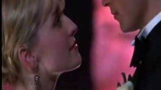 Clark and Chloe Moment 3