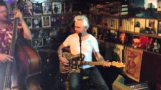 Dale Watson, "Carryin' On"