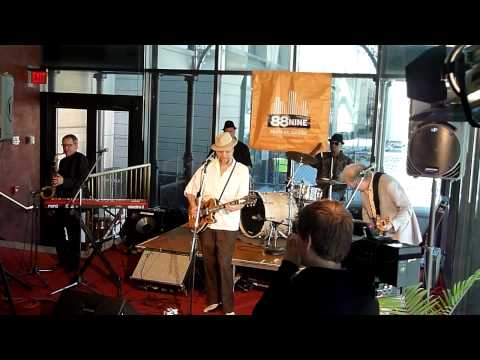 "She's Got Soul" Paul Cebar Live @ The Pabst Theater Pub - Milwaukee, WI - 4/29/11