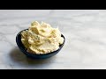 How To Make Fluffy Vanilla Buttercream Frosting