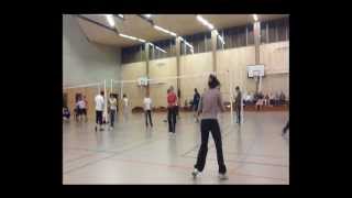 preview picture of video 'Nuit du volley - Lycée Pierre Mendes France de Veynes - Match des profs - 2011-2012'