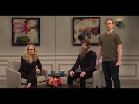 'SNL' Last Night's Cold Open Had Kate McKinnon Wondering 'What Still