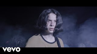 Frío Music Video
