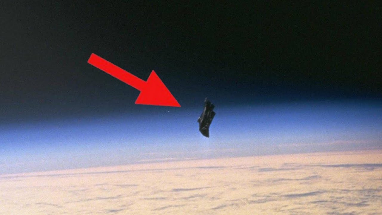 Uzaylılar Kara Şovalye Uydusuyla Dünyayı mı İzliyor?