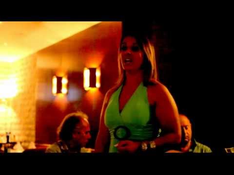 Dora Maria, "Fado Isabel" - "Tu tens de me acontecer"