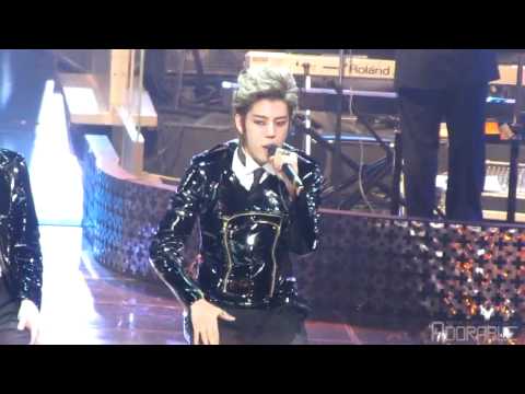 [Fancam] - 111030 - Dongwoo 'My Love Cry Baby' @ MBC Beautiful Concert