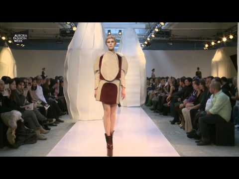 HOMO CONSOMMATUS - "Acherontia Atropos"