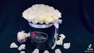 Trandafiri albi in Cutie, Trandafiri albi special pentru tine,  By OkFlora.