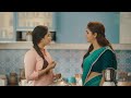 Chaitra Reddy Shows Her Hotty Yummy Her Sexy Sideview Stomach Tummy Body View Scene In Green Saree