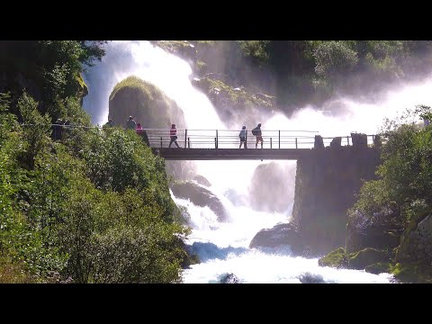 Wanderung zum Briksdal Gletscher (4K-Video, kommentiert)