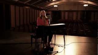 Rita Springer - I Call You (Performance)