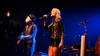 Metric - Gimme Sympathy (Acoustic) - Manchester July 2012