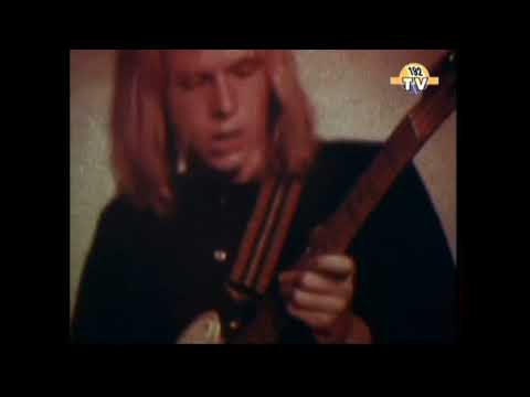 Heart ( Dutch Popgroup) - Love maker ( Promo With Patricia Paay Dutch TV 1974 Vinyl 45 )