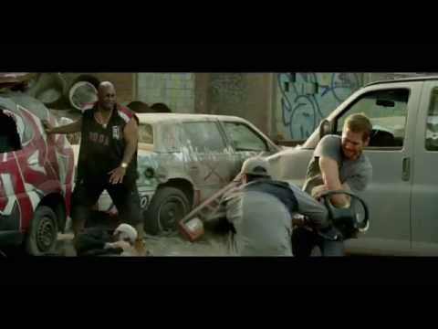 Brick Mansions (Clip 'Handcuffs Fight')