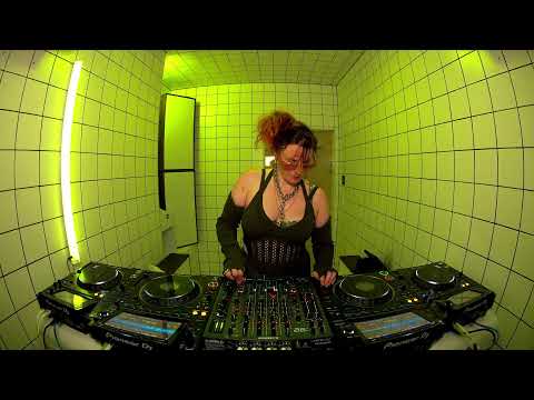 Saoirse | HÖR - Aug 22 / 2023