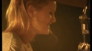 HINDS x CASTIGADAS EN EL GRANERO // AOUTSIDE V (live analogique)