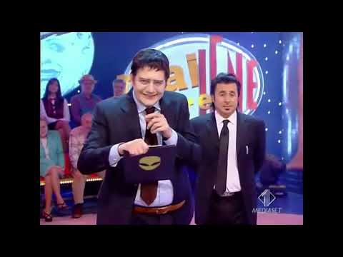 Fabio De Luigi è Mario Giordano - Mai dire Iene