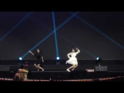 JKT48 - Intan, Jemima stage performance @. MnG Ayo Senyumlah