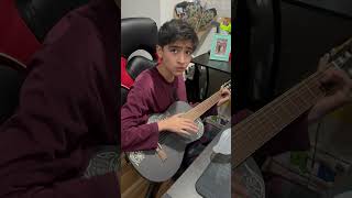No me juzguen,apenas stoy aprendiendo guitarra😬 #enotravida #cantante #cover #guitarra #ken #noche