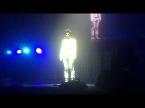 [110611] SM Town in Paris - Onew from SHINee: Nessun Dorma