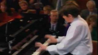 Beethoven - George Emmanuel Lazaridis plays Beethoven's Piano Concerto No.2 (3rd Movement, Finale)