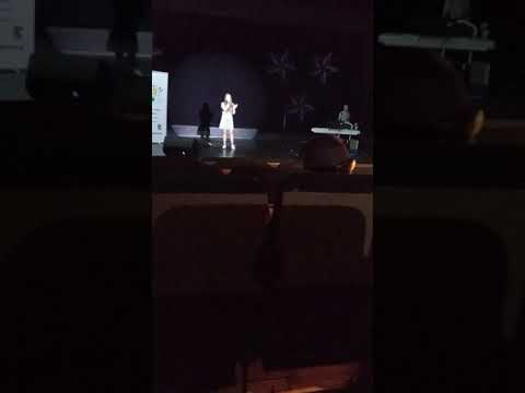 Firaleja gwiazd Warszawa- Joanna Wojciechowska,, Nie wierz mi, nie ufaj mi"