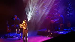 Never Too Late - Amy MacDonald with guest Holiday@Oscar live at G Live, Guildford on 30/10/17