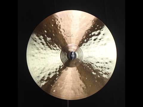 Immagine Paiste 17" Signature Traditionals Thin Crash - 1104g (video demo) - 2