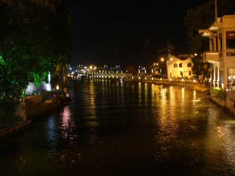 R0An - Sullen Luxurious