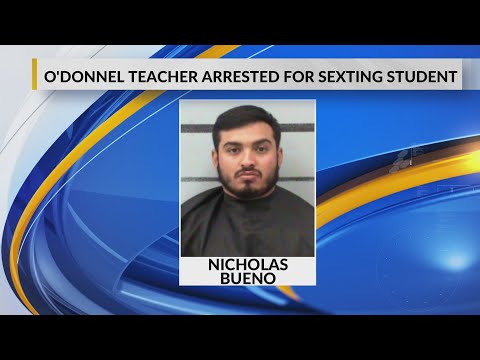 Teacher was texting 14-year-old student before he was arrested, FBI complaint said