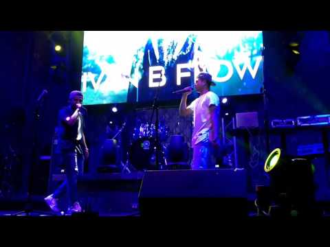 IVAN B FLOW EN VIVO / UN PAR DE ESCRITOS
