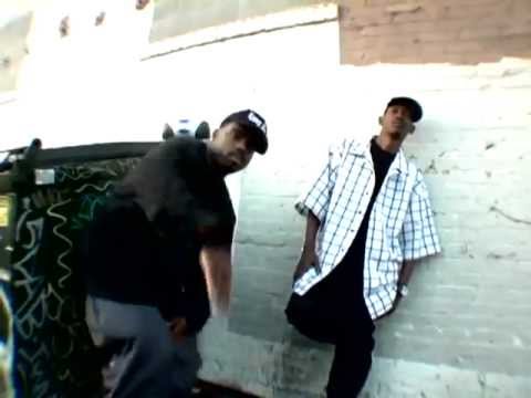 Tha Dogg Pound - It Feels Good To Be A Dogg Pound Gangsta [Video]