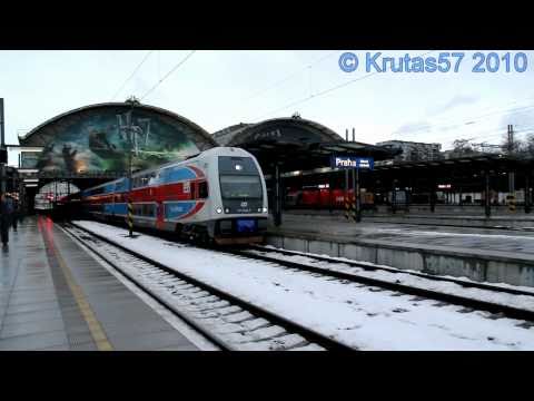 ČD 471.049+471.009 - Os8844, Praha, 12.12.2010