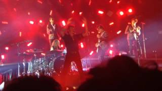 Johnny Hallyday - Nadine - Rester Vivant Tour (Lille - 10 octobre 2015)