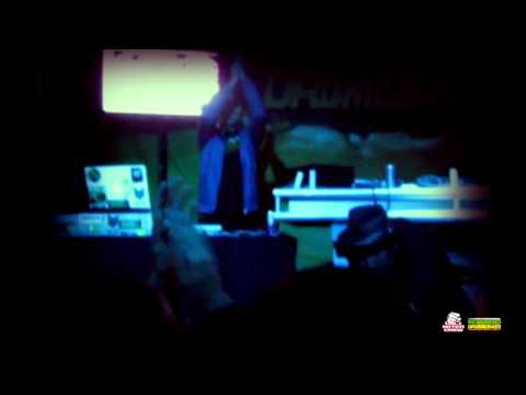 RASTACORE & UNLIMITED CREW en R2DNB @ Lima, Perú