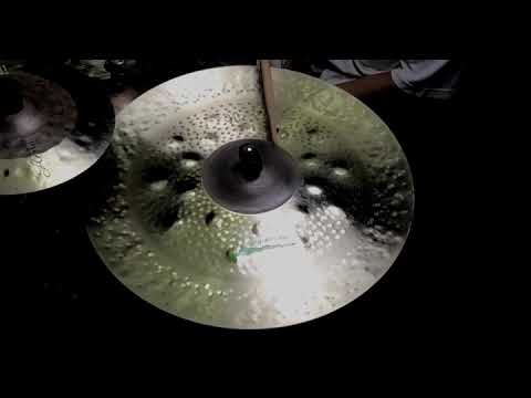 Nebulae Singobarong Chinese 18"