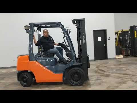 2015 Toyota 8FDU25 5000lb Pneumatic Diesel Forklift STK 7024